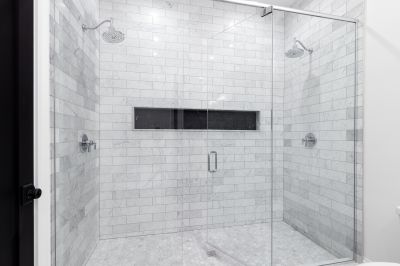 Elegant Bathroom Shower Surround
